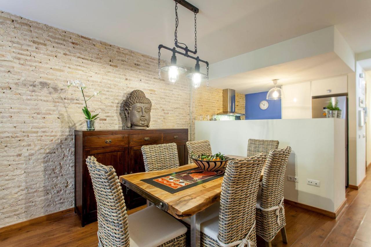 Luxurious & Alluring Home In Historic Town Valência Exterior foto