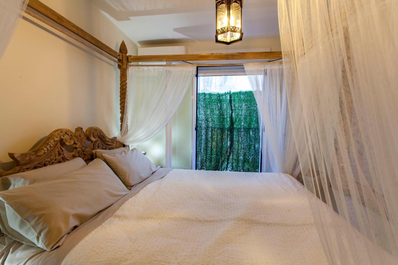 Luxurious & Alluring Home In Historic Town Valência Exterior foto